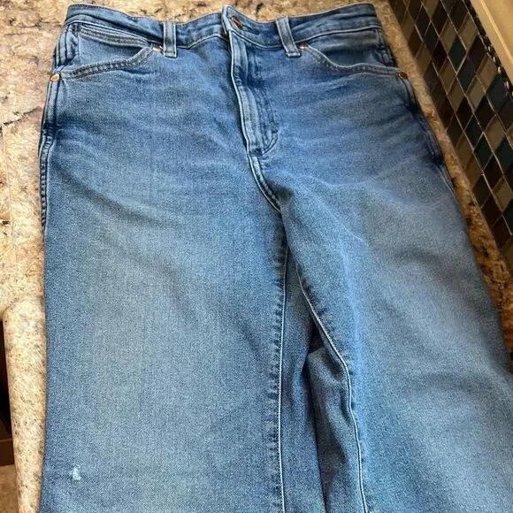 Wrangler Wanderer High Rise Flare 622 Jeans - Picture 14 of 15